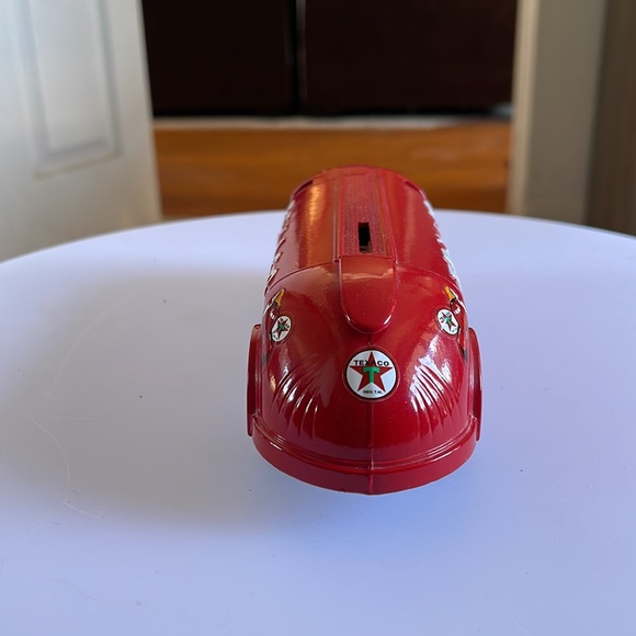 Vintage 1934 Texaco Doodle Bug Diamond T Tanker Model In 1:43 Scale By Bizarre - Picture 3 of 11